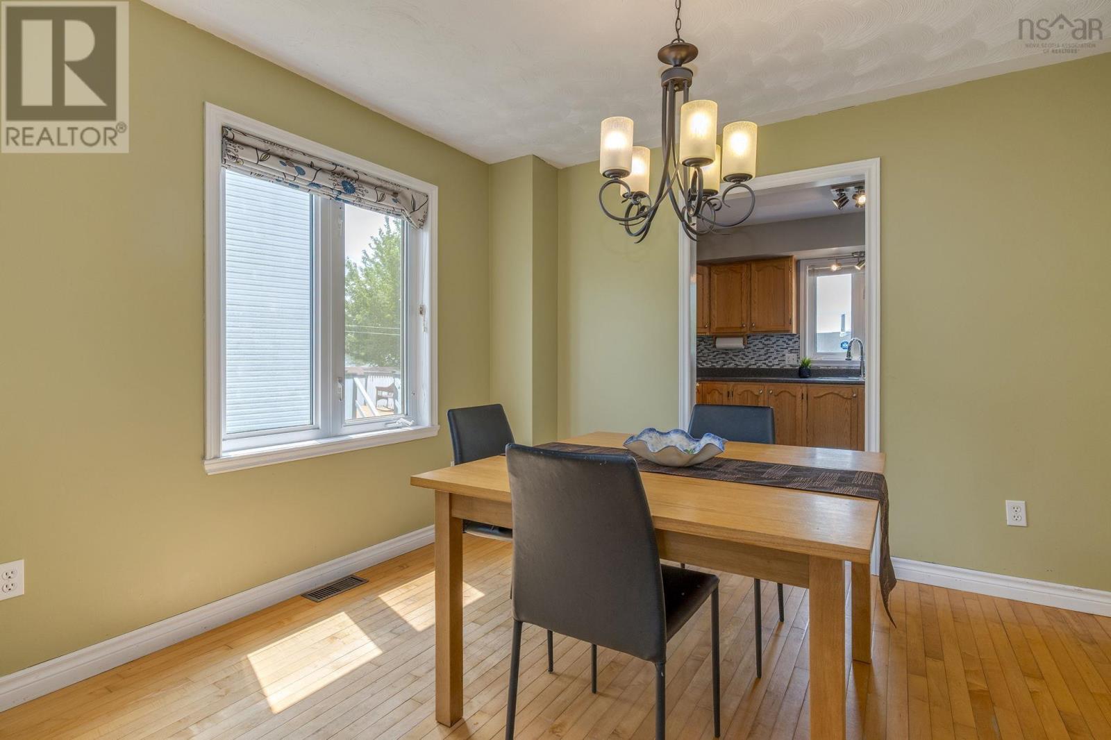 110 Rossing Drive - 9