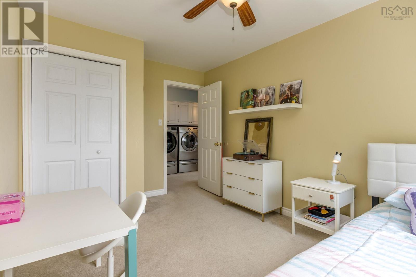 110 Rossing Drive - 25