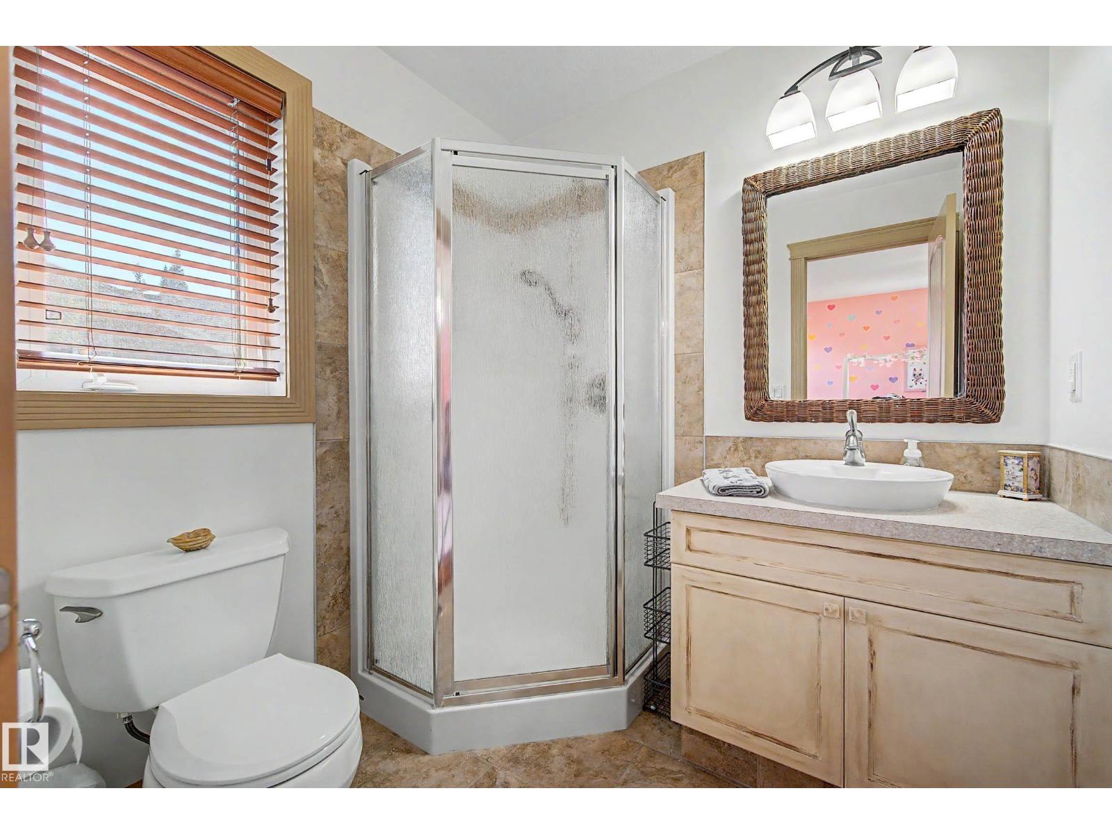 38 LONGVIEW PT - Image 32
