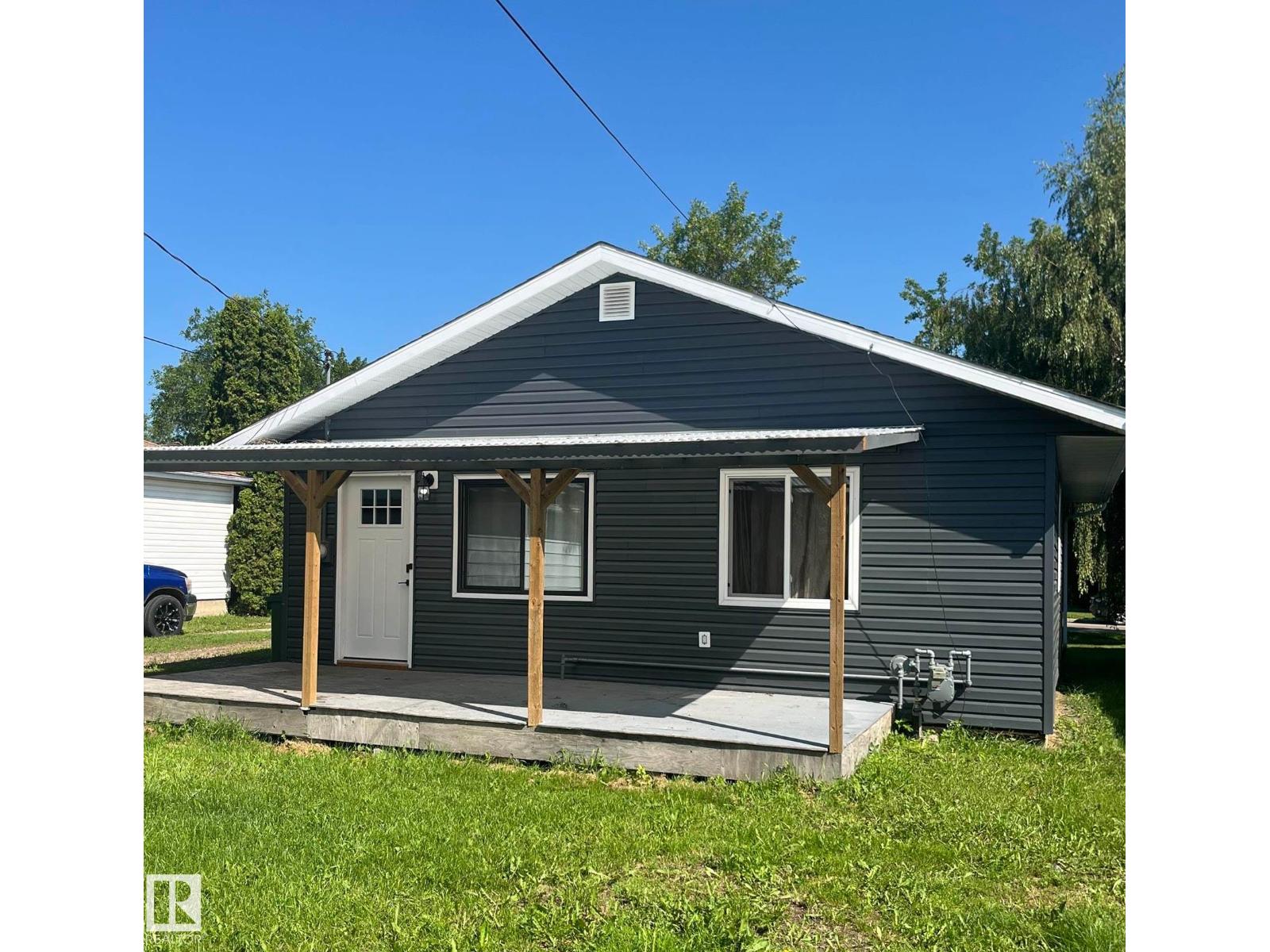 5212 51 Ave - Image 30