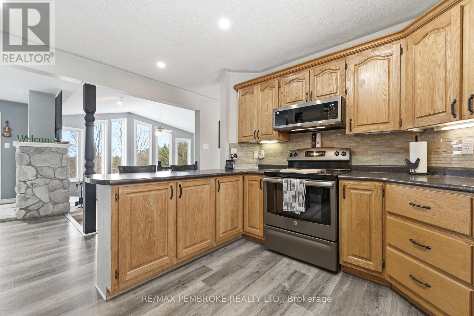 56 ROBERTSON DRIVE - 21