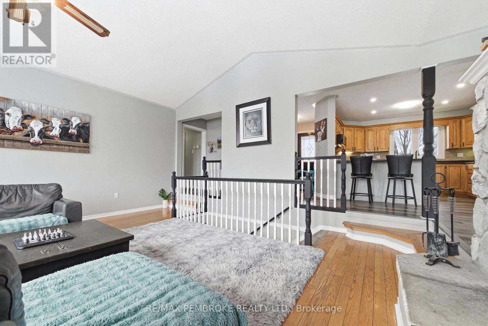 56 ROBERTSON DRIVE - 13