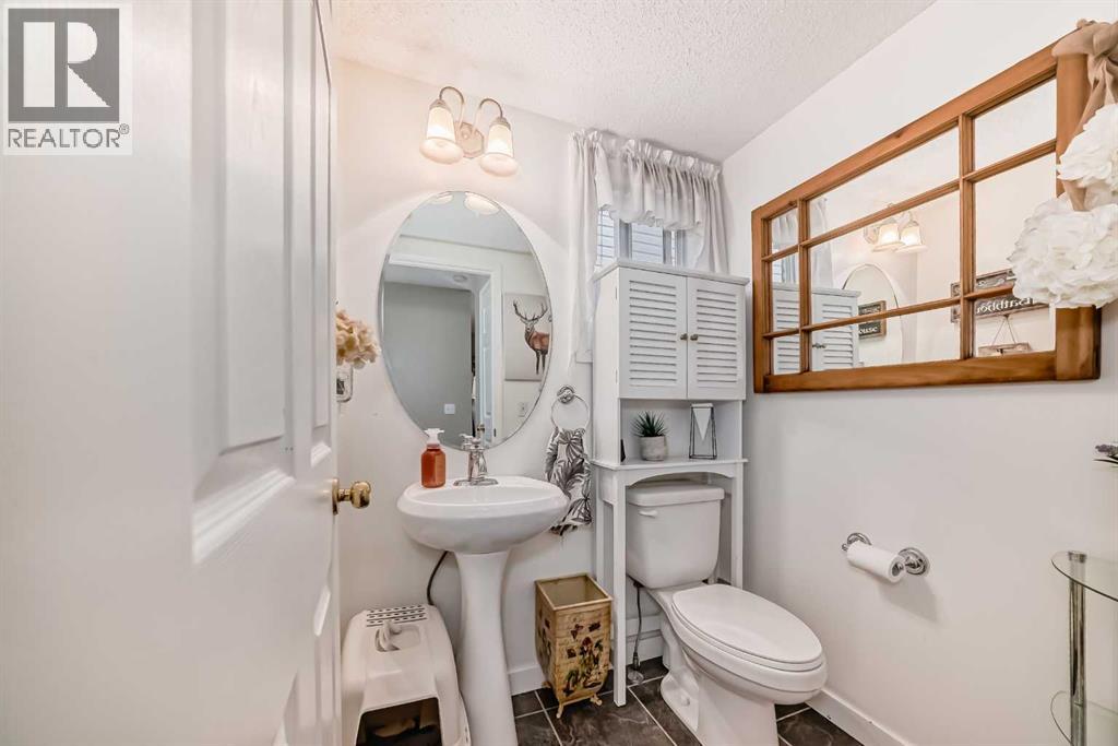 132 Hidden Hills Road NW - 15