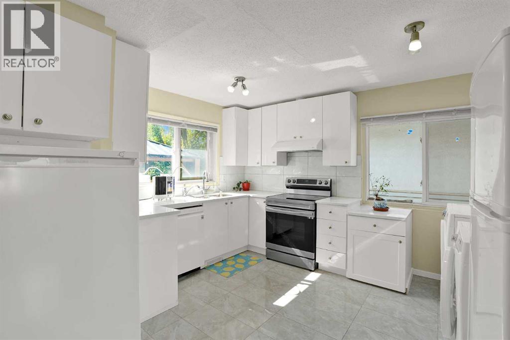 10315 8 Street SW - 9