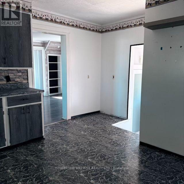 105 PINE STREET - 17
