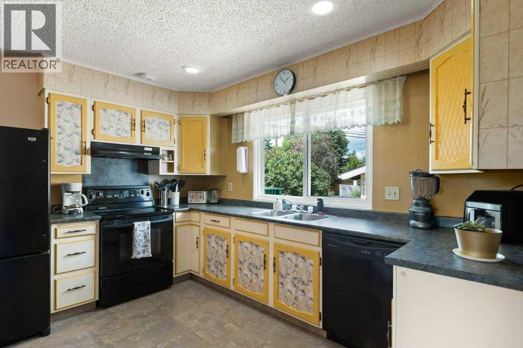 39 Maryvale Crescent NE - Image 7