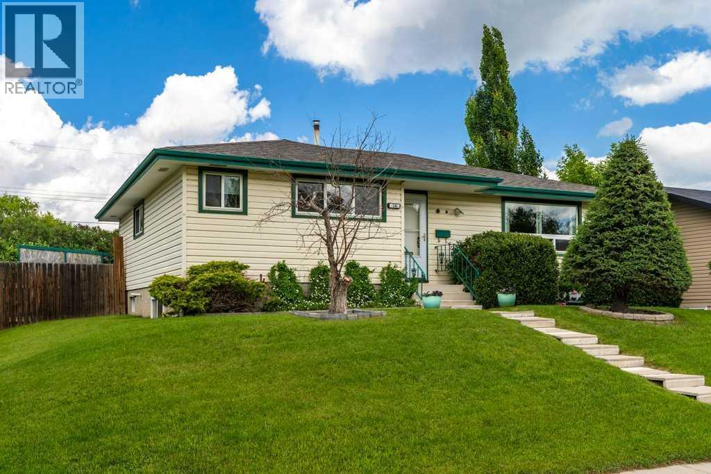 39 Maryvale Crescent NE - Image 35