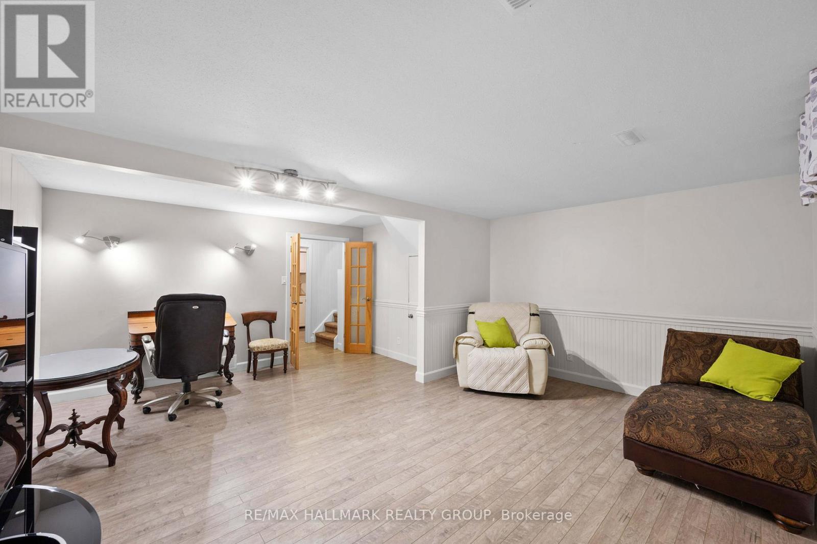 1791 LAMOUREUX DRIVE - 25
