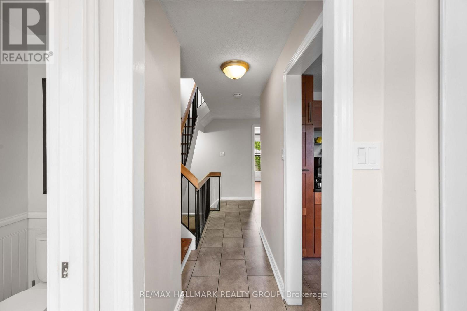 1791 LAMOUREUX DRIVE - 4
