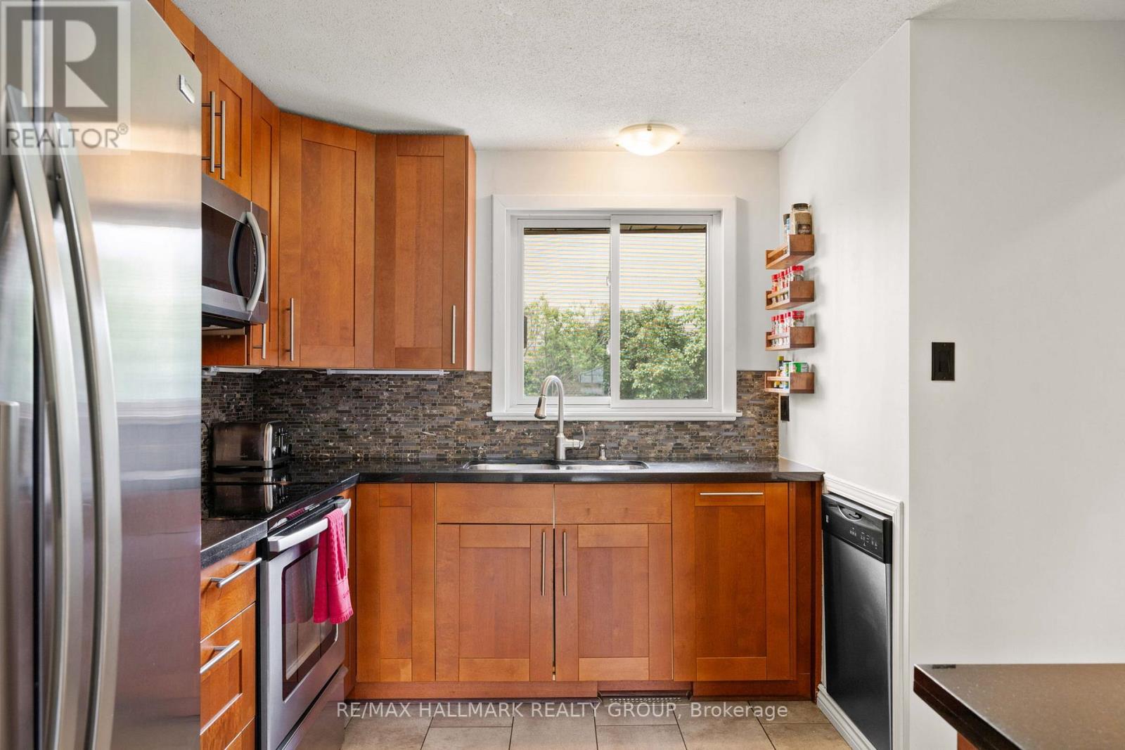 1791 LAMOUREUX DRIVE - 7