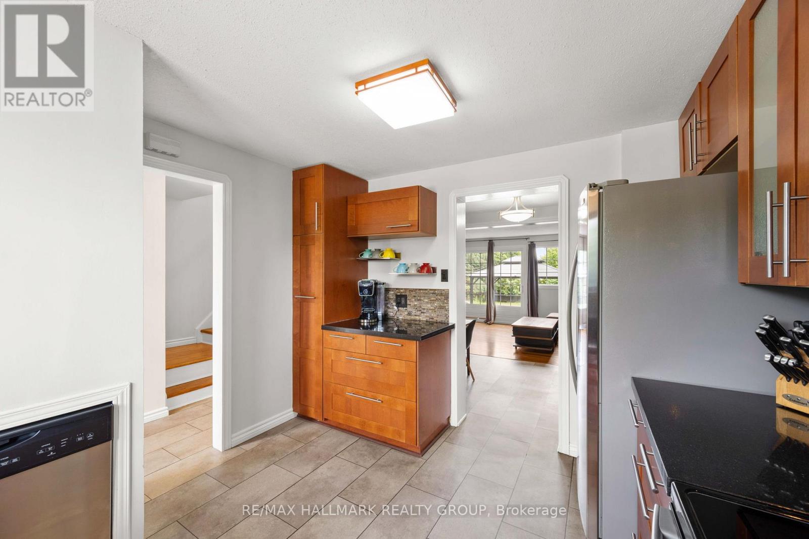 1791 LAMOUREUX DRIVE - 9