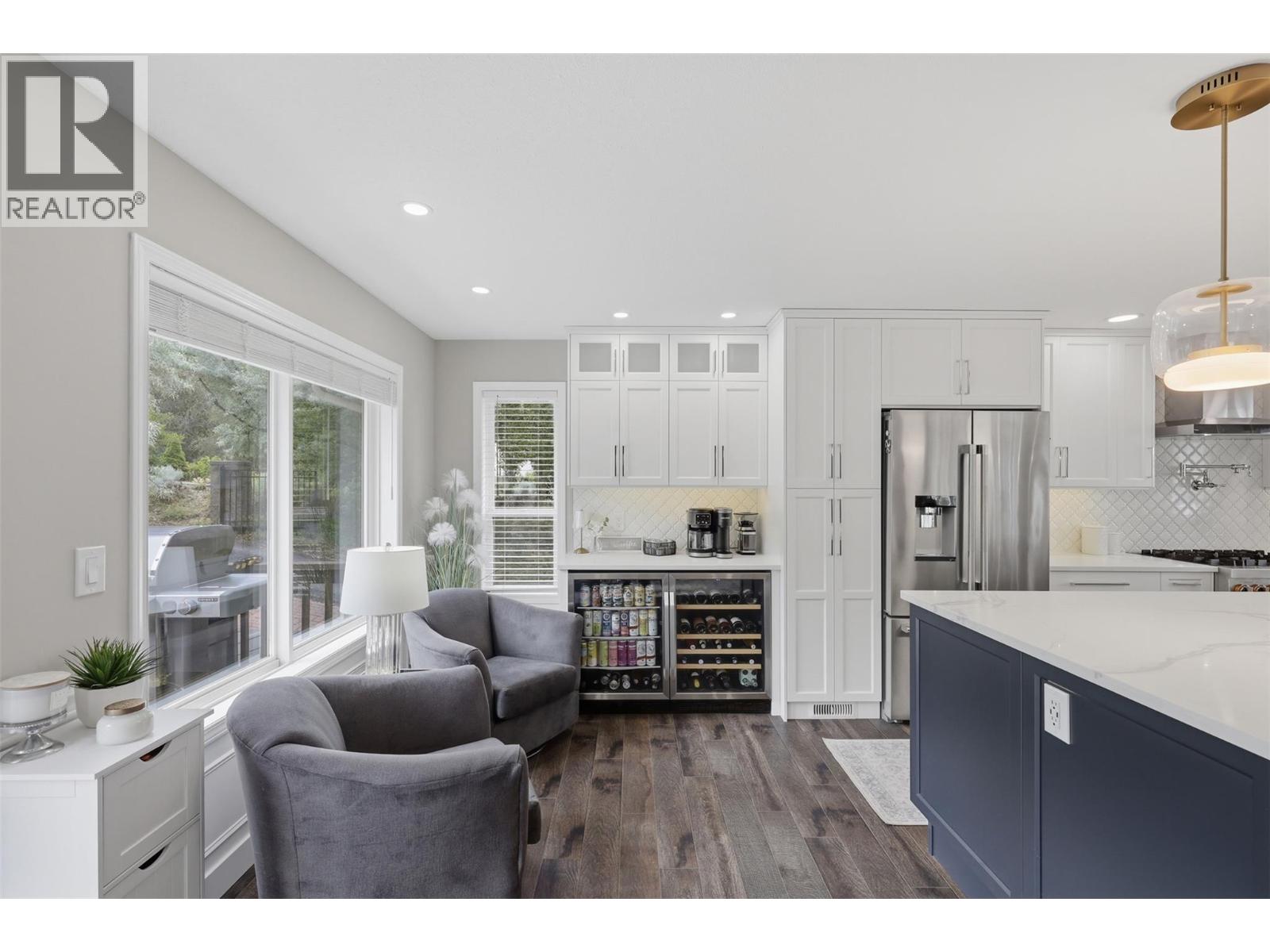 1648 Skeena Place - 25