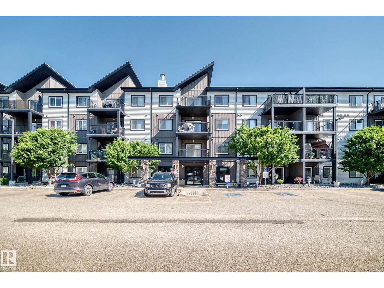 #408 508 Albany WY NW NW - 1