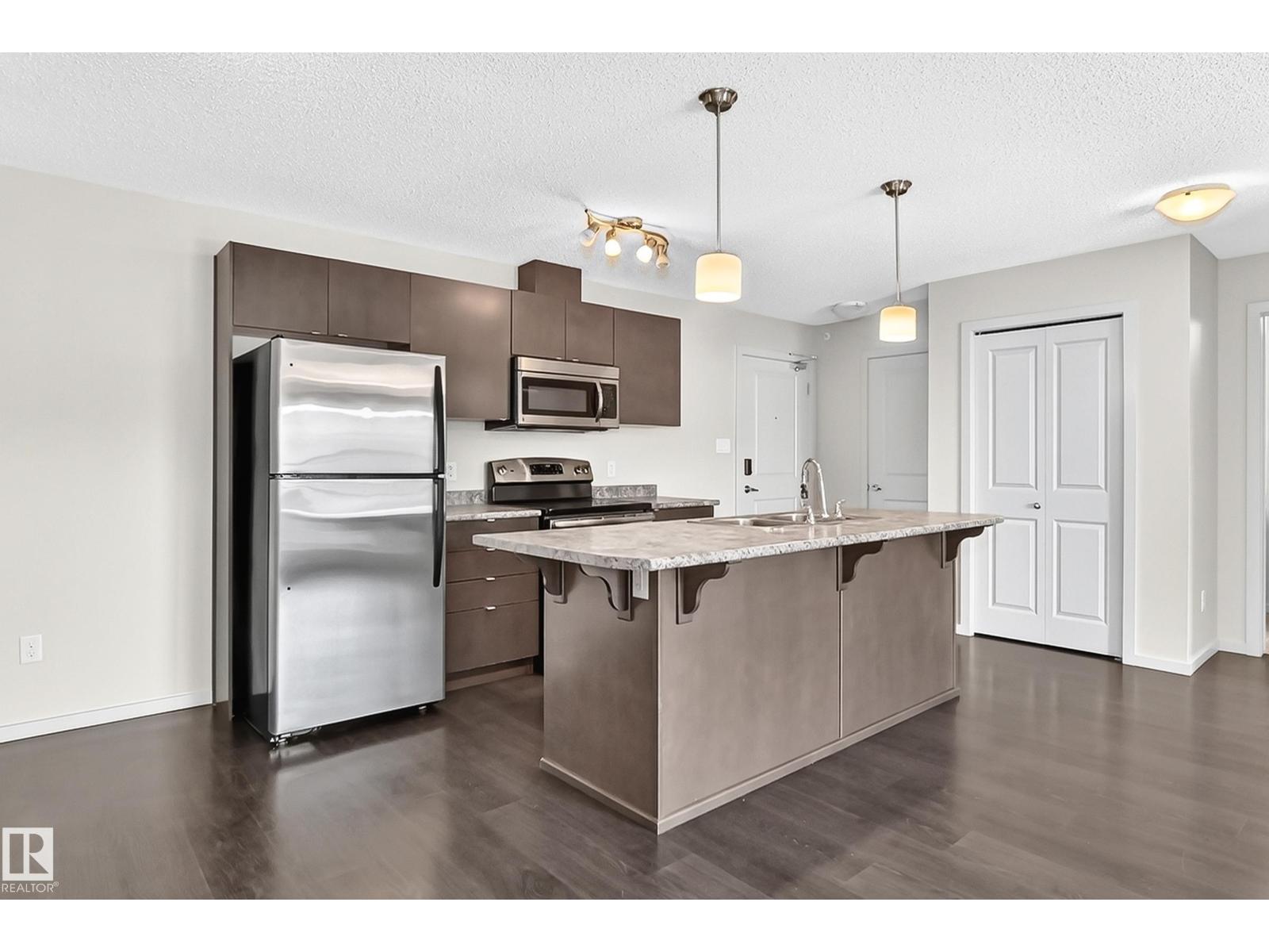 #408 508 Albany WY NW NW - 12