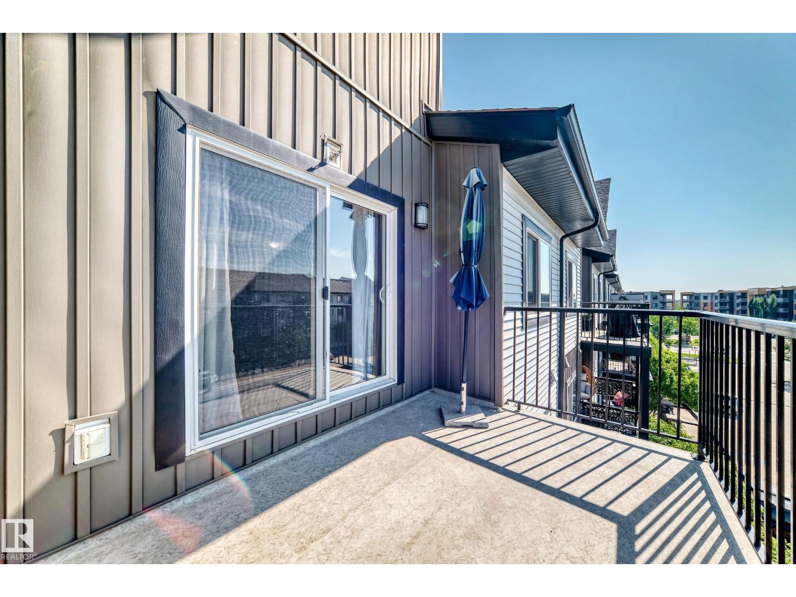 #408 508 Albany WY NW NW - 17