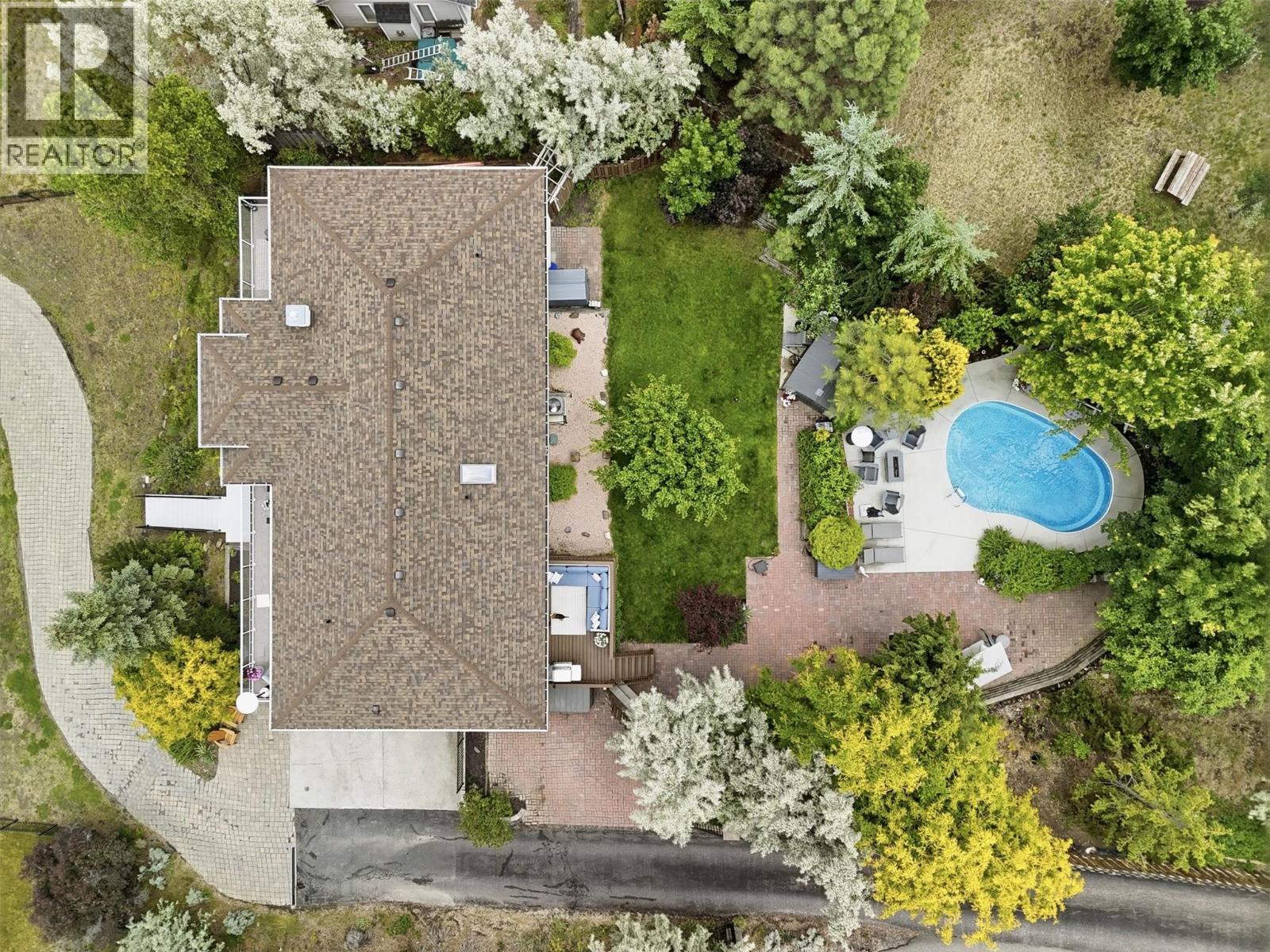 1648 Skeena Place - 98