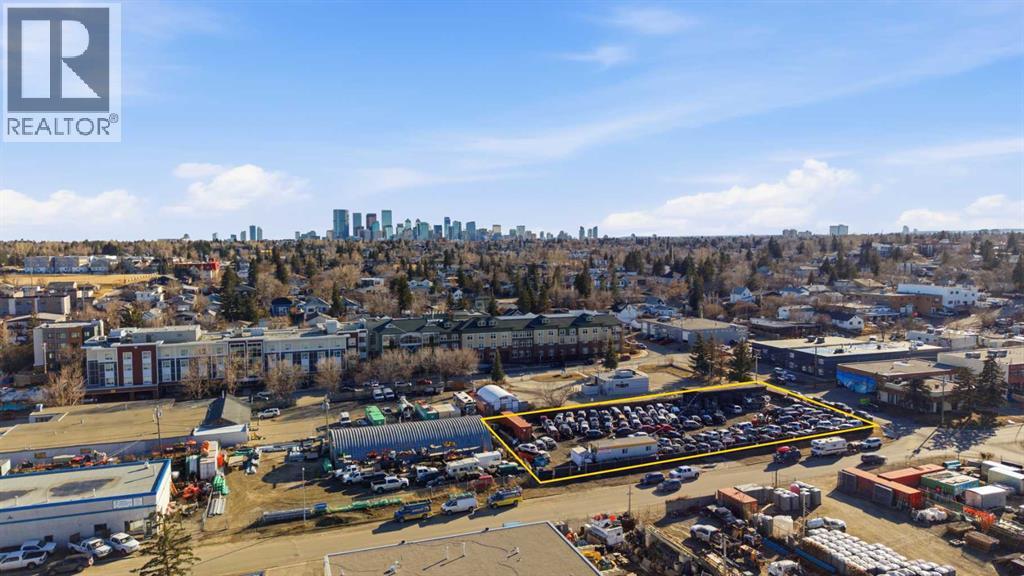 319 36 Avenue NE, Calgary — photo 2