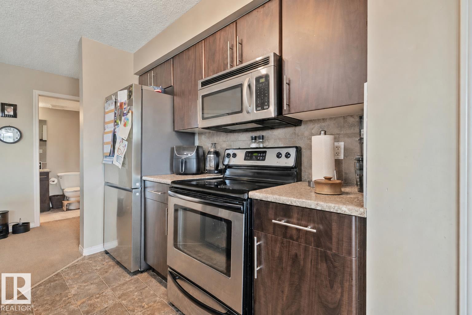 #206 103 Ambleside DR SW - 5