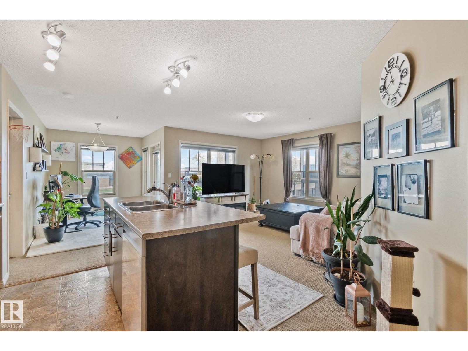 #206 103 Ambleside DR SW - 4