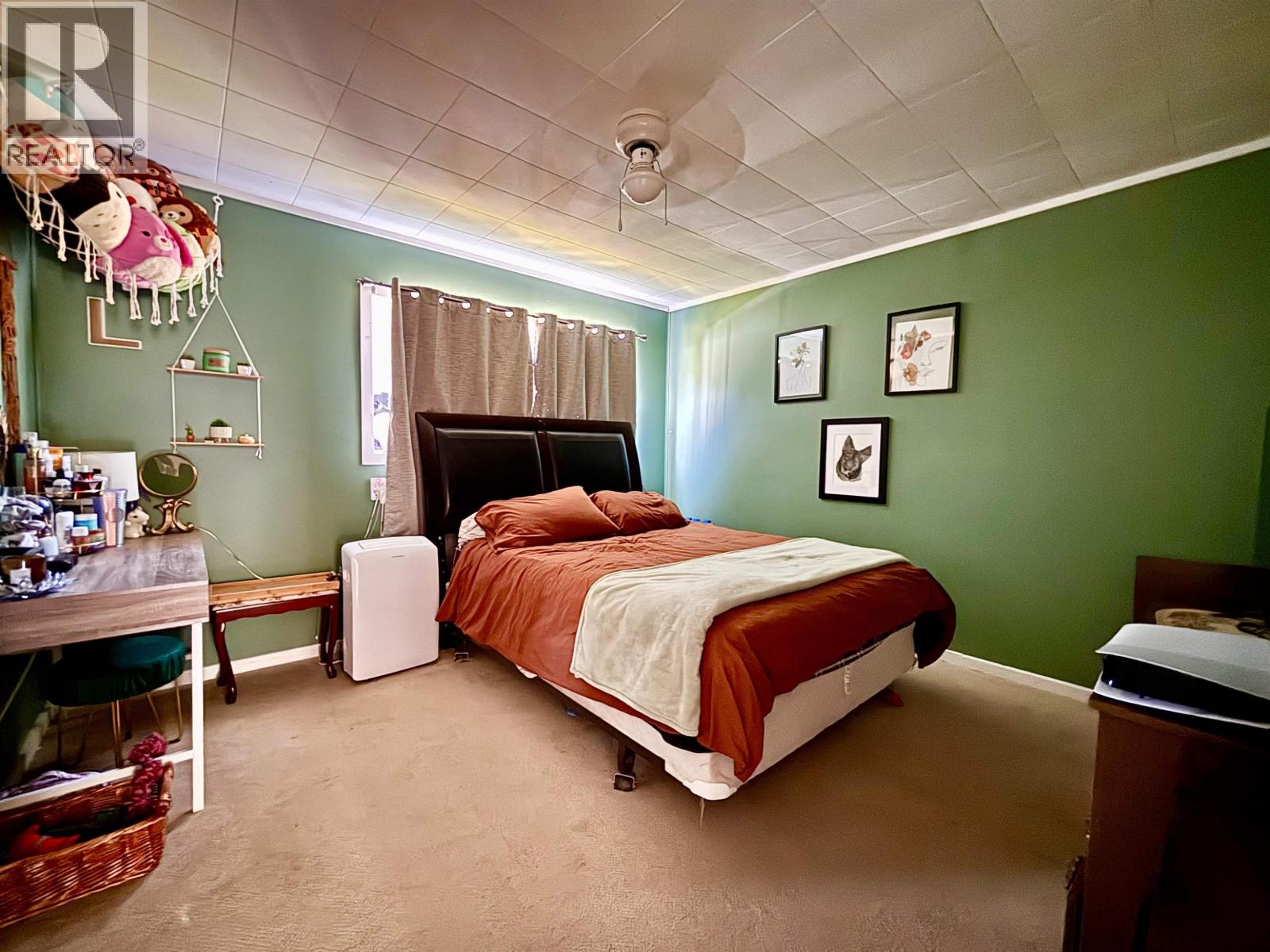 75 FINCH STREET - 12