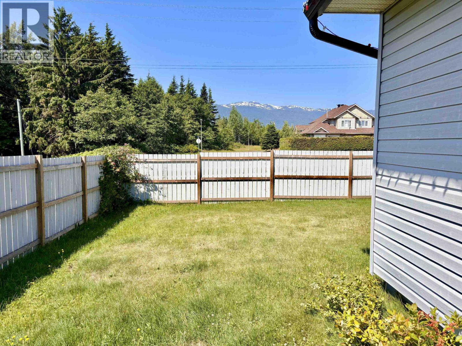 75 FINCH STREET - 15