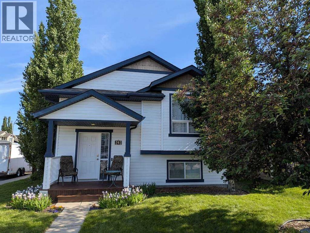292 Lancaster Drive - 1