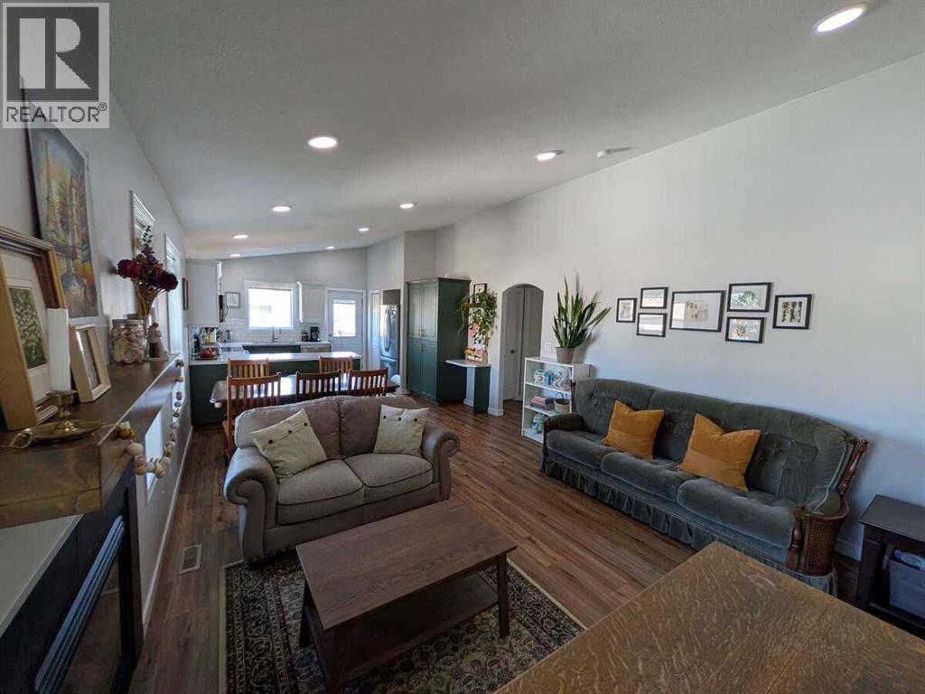 292 Lancaster Drive - 5