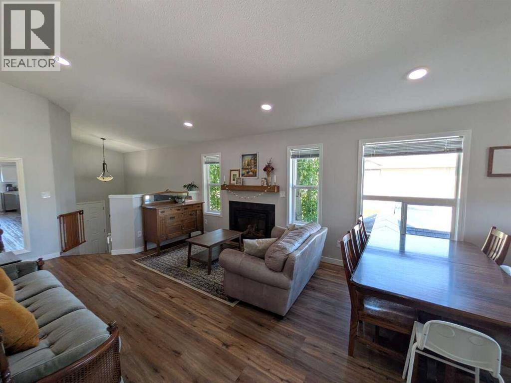 292 Lancaster Drive - 6