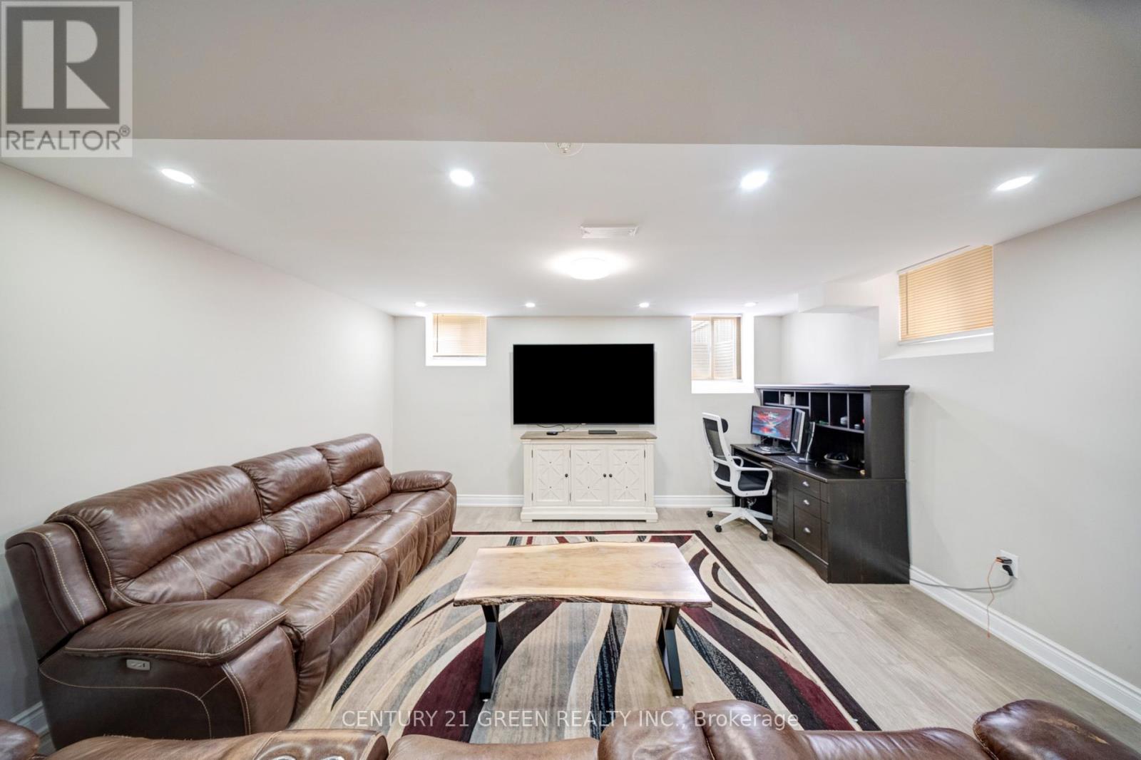3 LISSON CRESCENT - Image 45