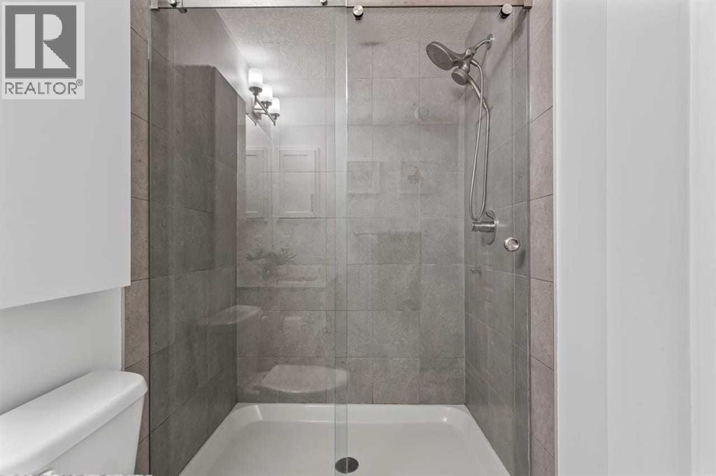 8141 Masters Boulevard SE - 19