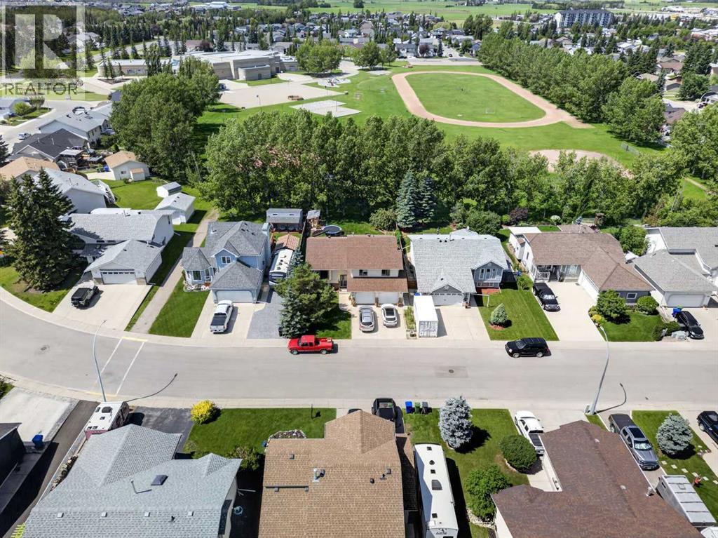 151 Balsam Crescent - 2