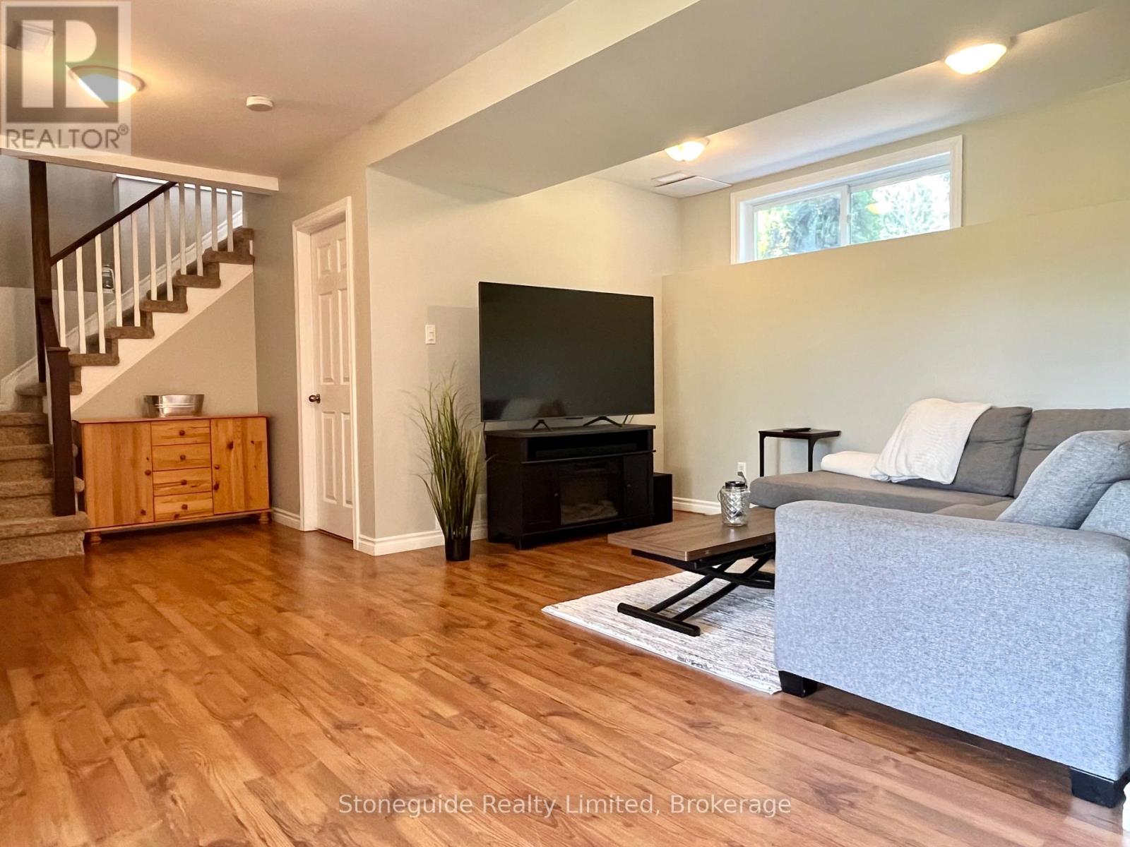 154 MARYLAND DRIVE - 24