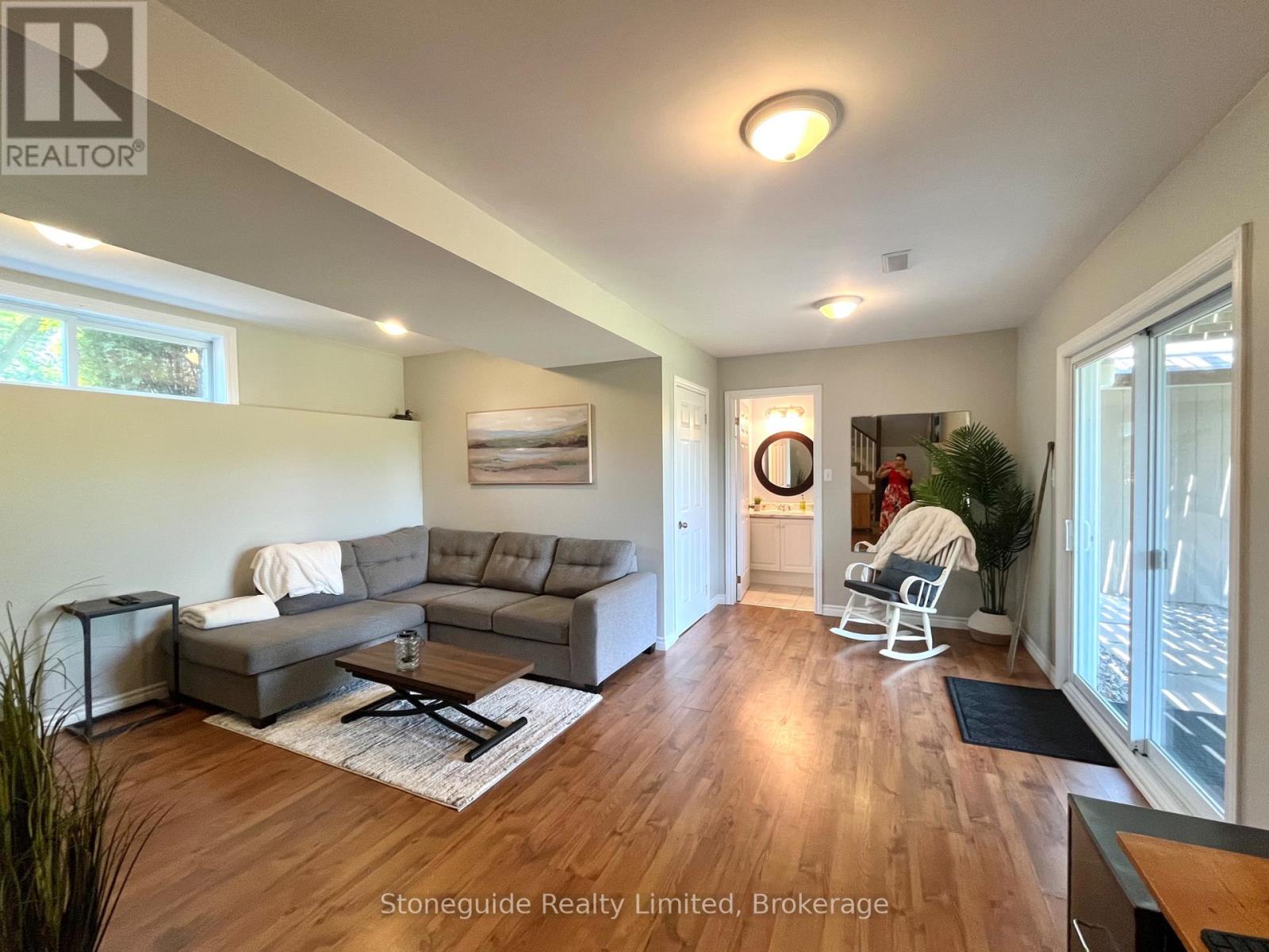 154 MARYLAND DRIVE - 25