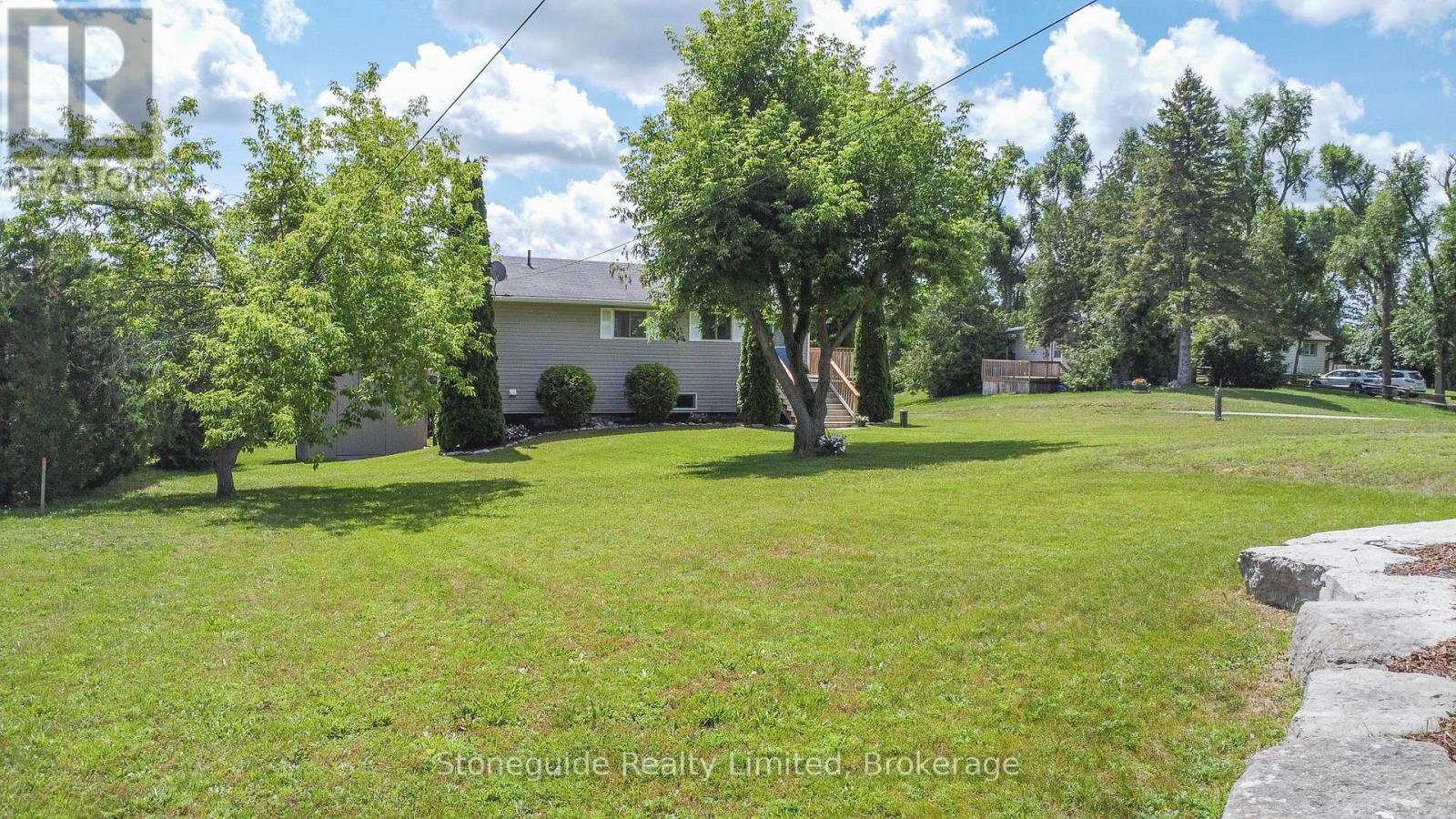154 MARYLAND DRIVE - 44