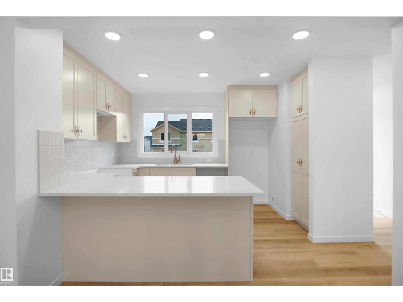 1312 9 ST NW - 10