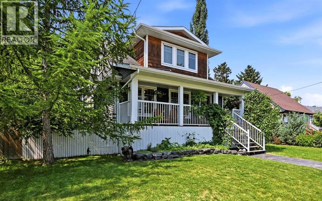 5808 43 Avenue - 1