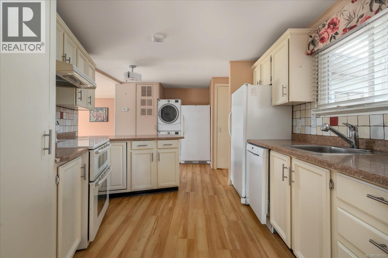 #77 5854 Turner Rd - Image 13