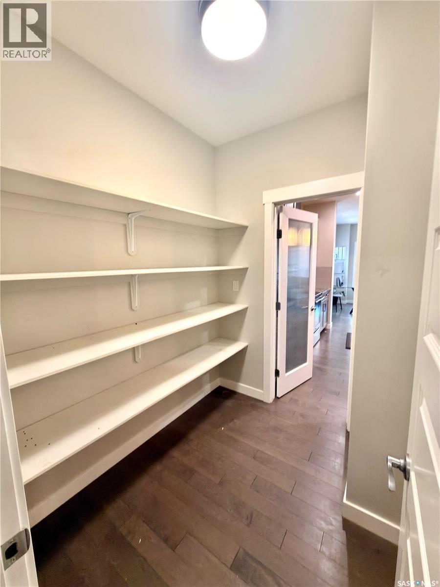 539 Secord MANOR - Image 10