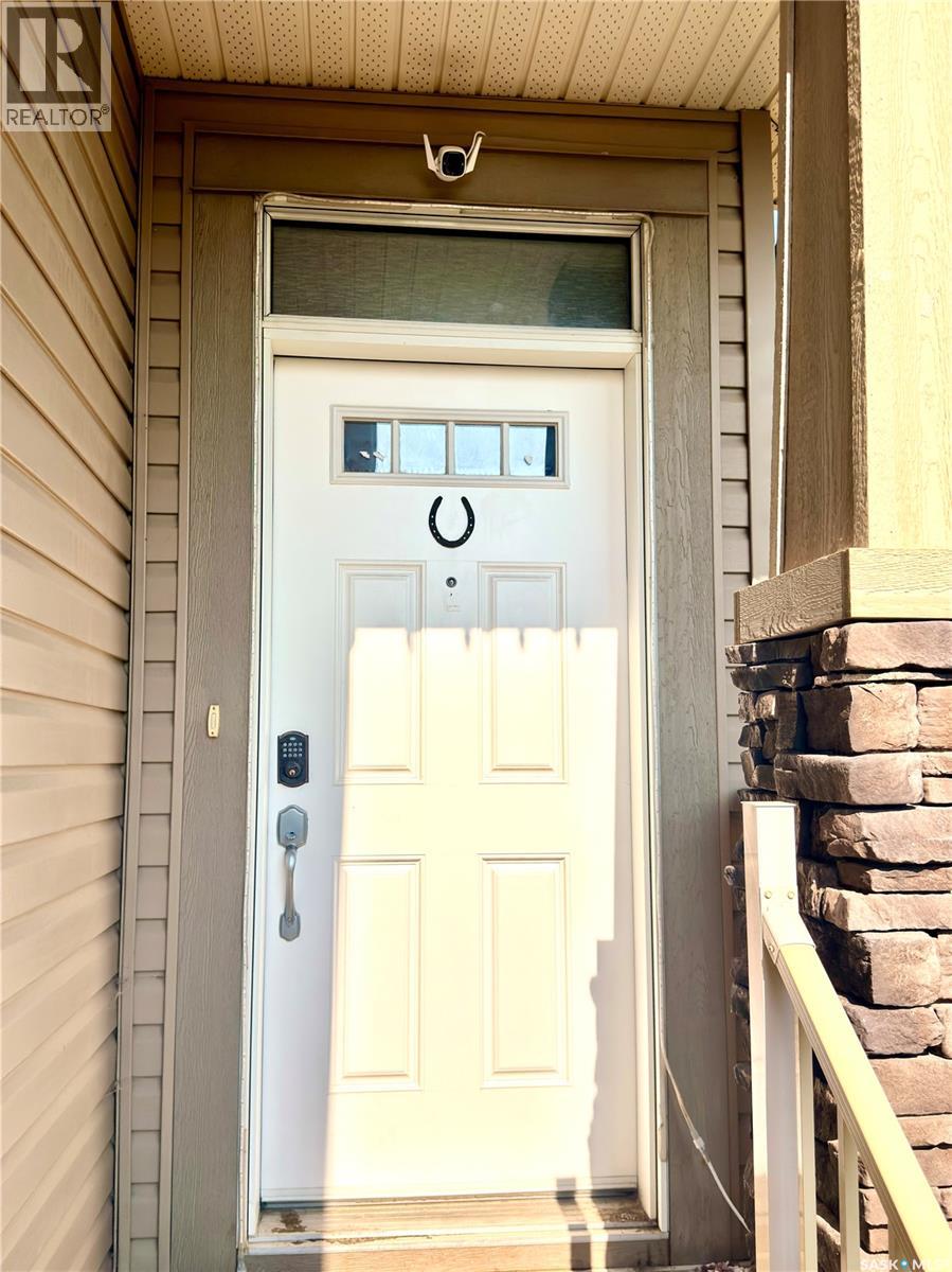 539 Secord MANOR - Image 4