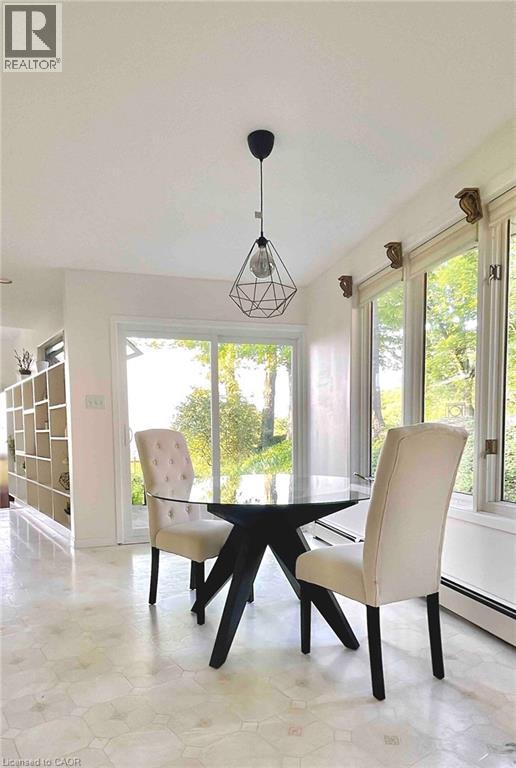 919 MONTGOMERY Drive - 8