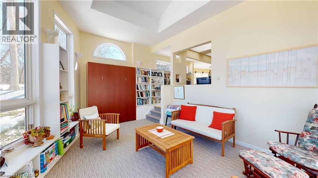 919 MONTGOMERY Drive - Image 22