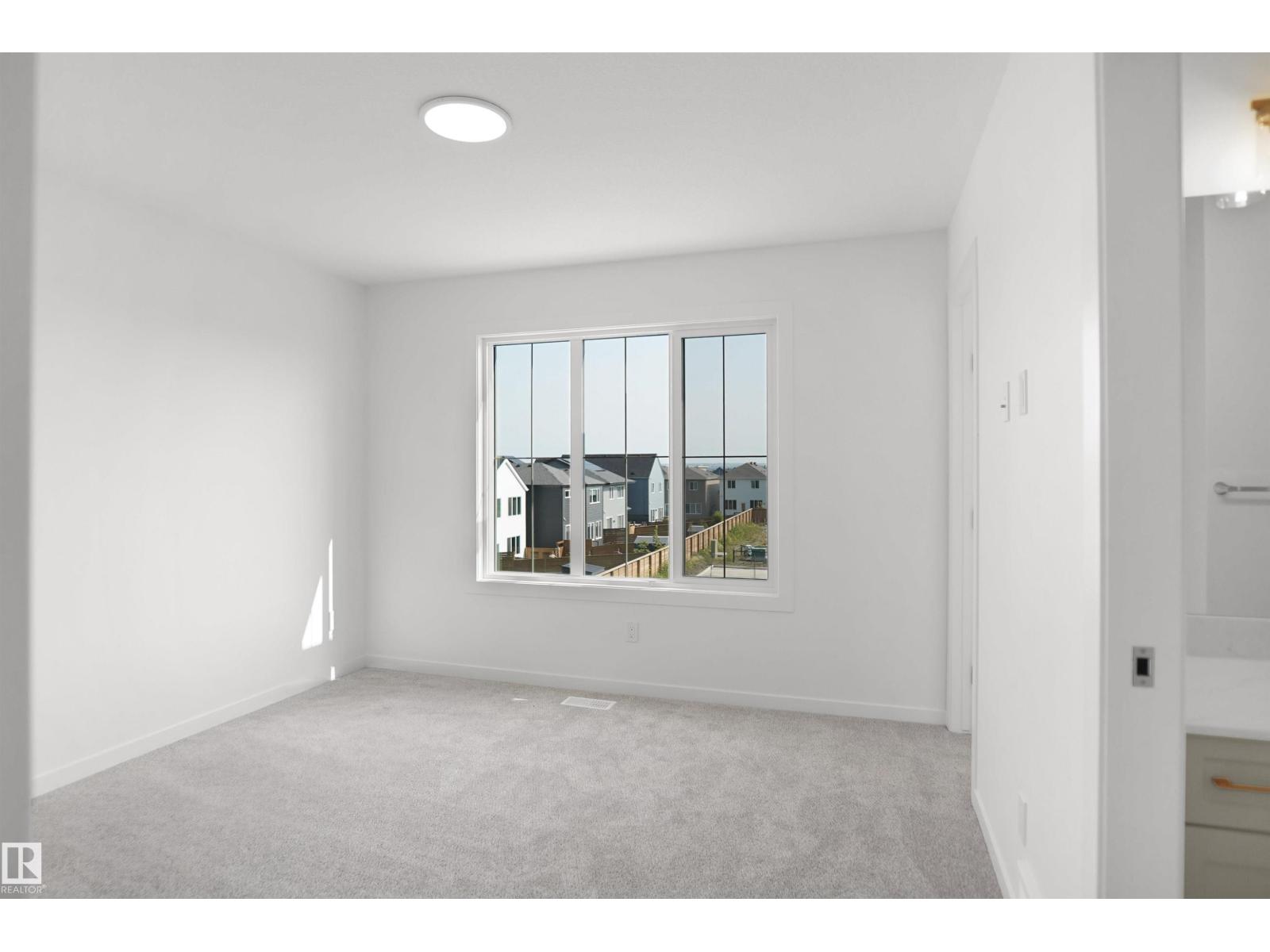 #62 17319 5 ST NE - 15