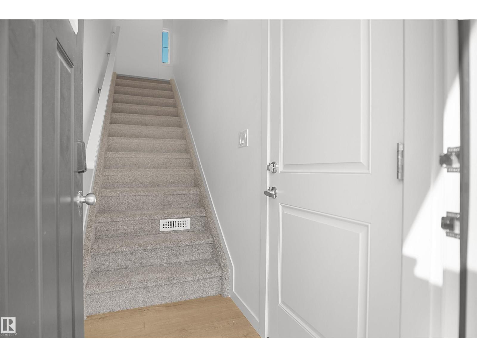 #62 17319 5 ST NE - Image 4