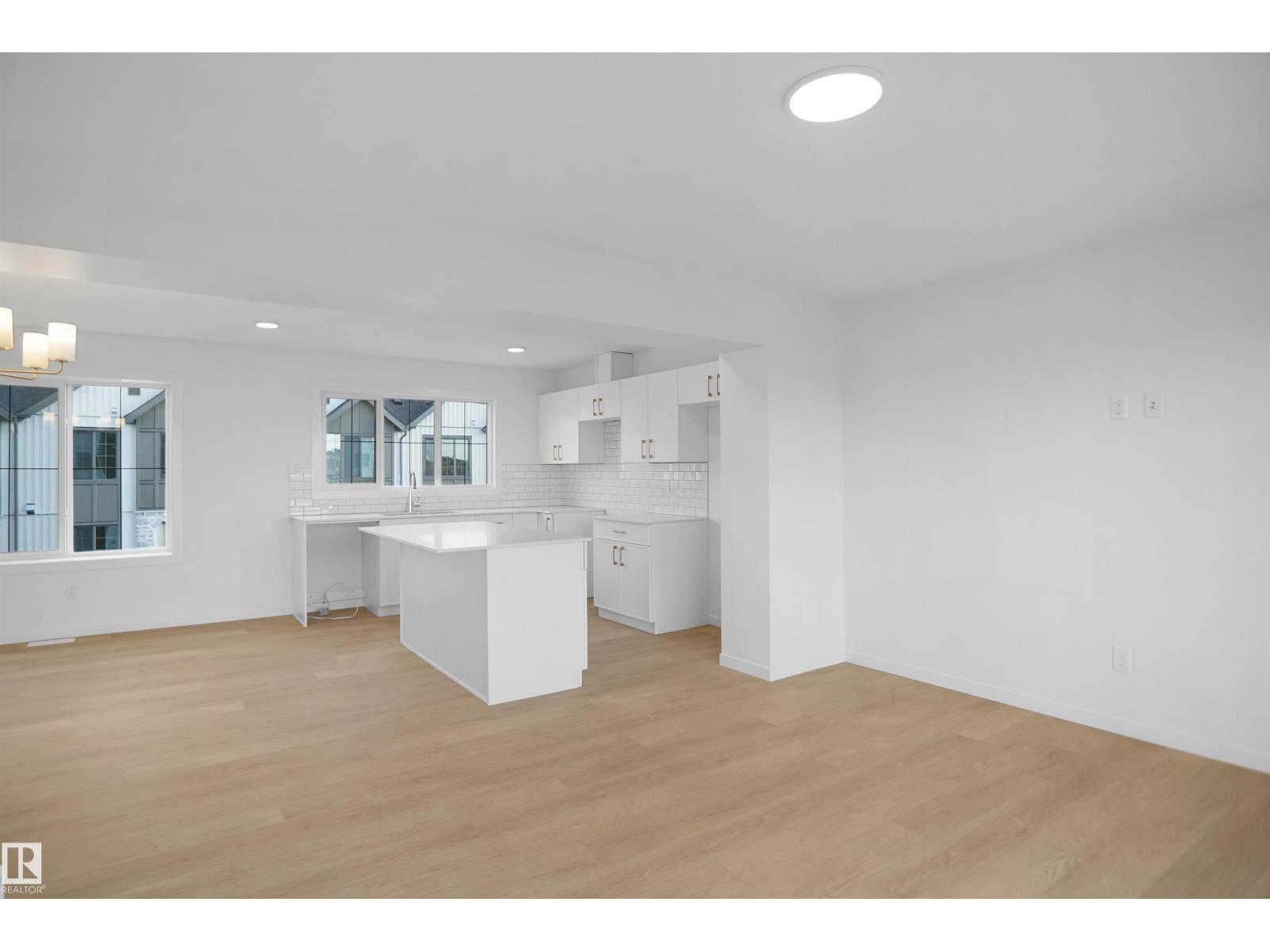 #71 17319 5 ST NE - 7