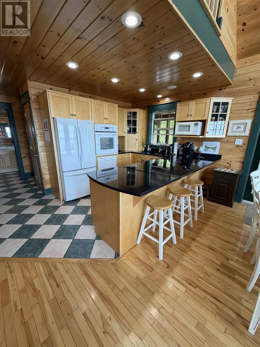 31 MacDonald Beach Road B2G 2L2 - 18