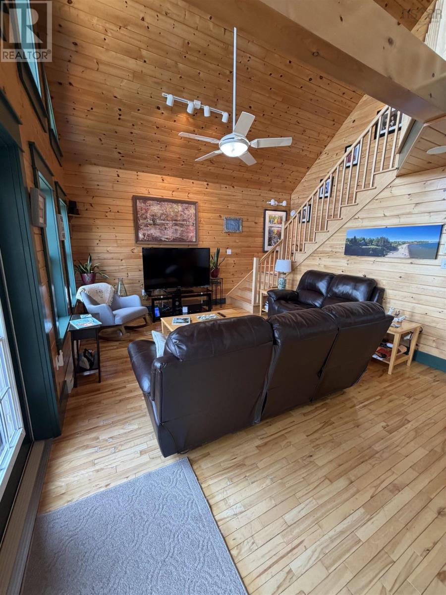 31 MacDonald Beach Road B2G 2L2 - 21