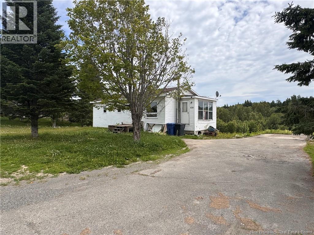 628 Ennishone Road - 1