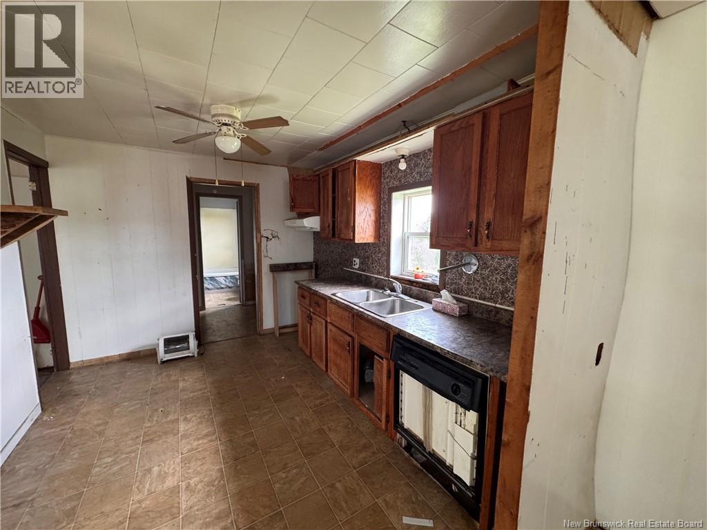 628 Ennishone Road - 9