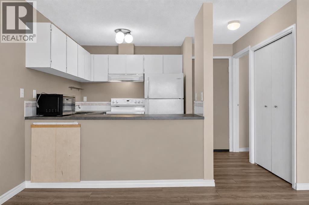 #305 110 20 Avenue NE - 8