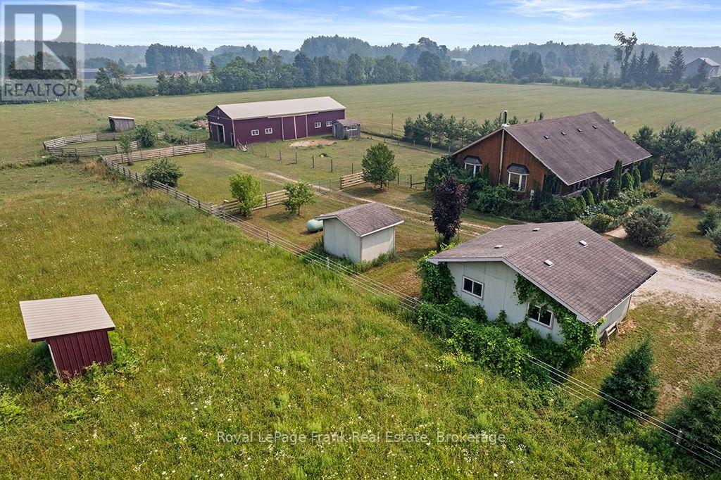 720472 20 SIDE ROAD - 47